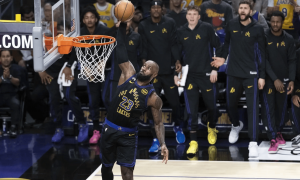 富保罗播客引发湖人内乱 詹姆斯在借他逼走里夫斯？