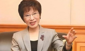 中国扣押军贸船，100多台军飞行员跑路，郭正亮：统一已有新模式