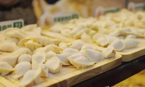 饺子界“蜜雪冰城”，要上市了