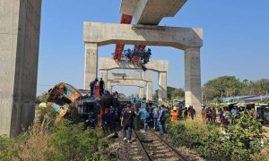 新华图讯 | 泰国在建铁路发生事故已致22人死亡