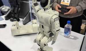 比宇树跳舞更酷！机器人军团征战CES2026，五大趋势已明